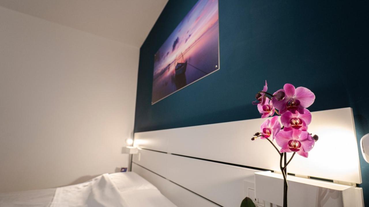 Bed and Breakfast La Palma Del Sol Barletta Exterior foto